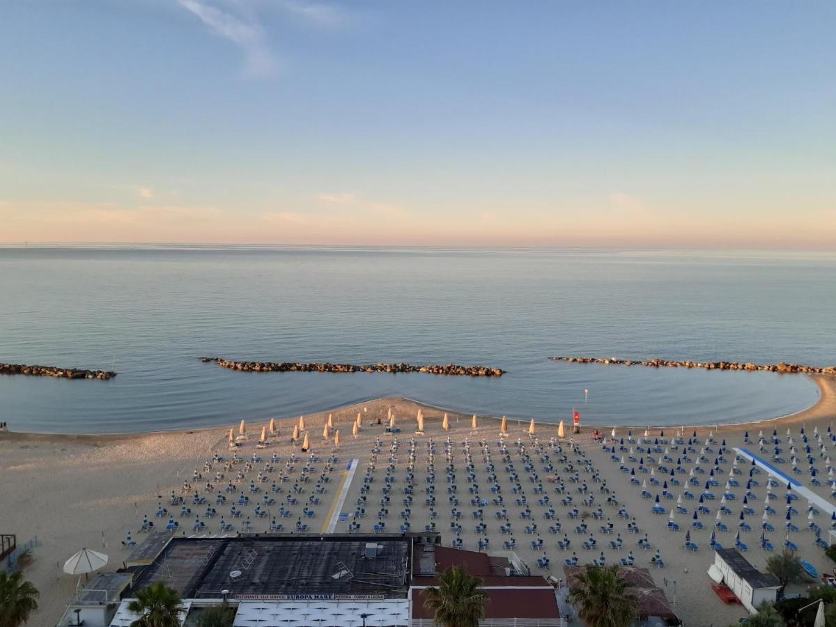 La Terrazza Sul Mare Apartment Montesilvano Marina Exterior foto