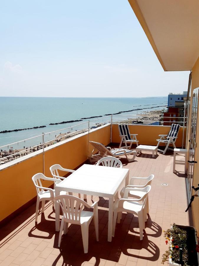 La Terrazza Sul Mare Apartment Montesilvano Marina Exterior foto