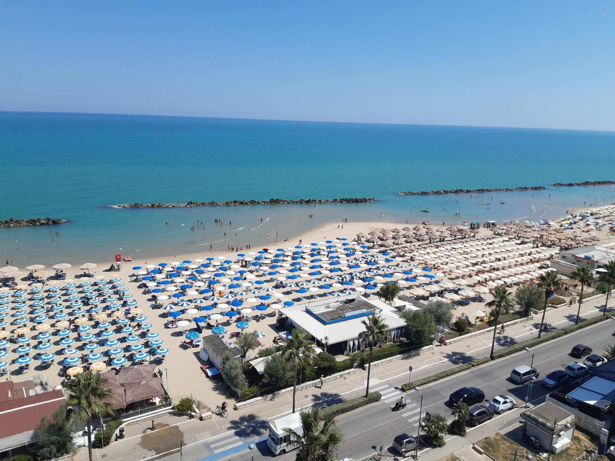 La Terrazza Sul Mare Apartment Montesilvano Marina Exterior foto